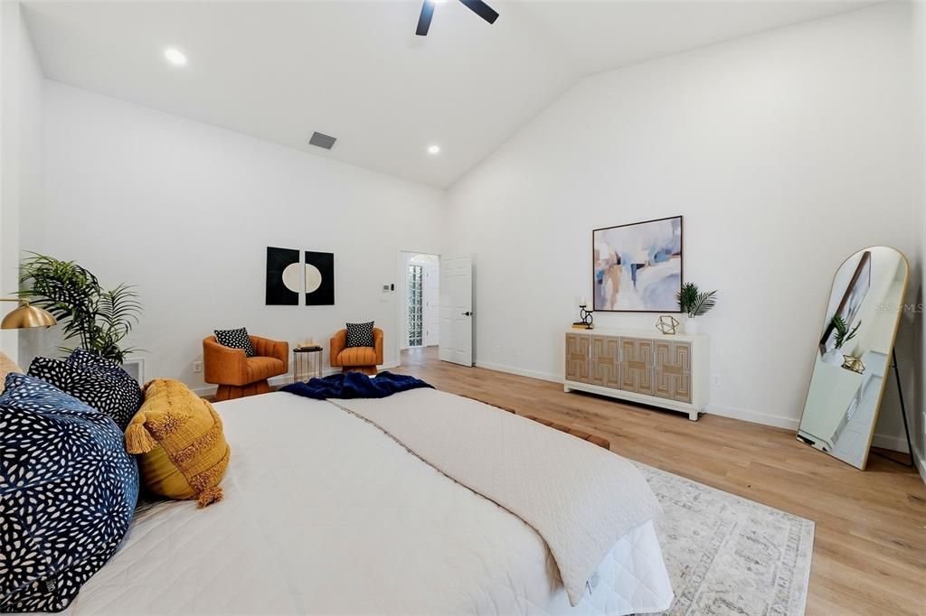 En Venta: $1,095,000 (4 camas, 4 baños, 3096 Pies cuadrados)