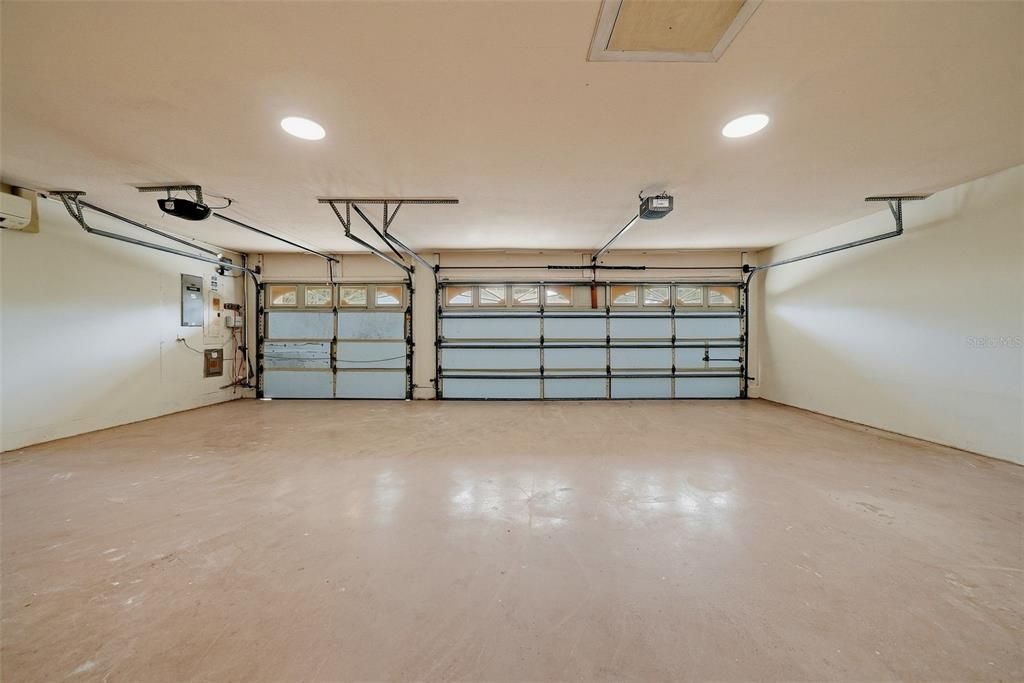 En Venta: $1,095,000 (4 camas, 4 baños, 3096 Pies cuadrados)