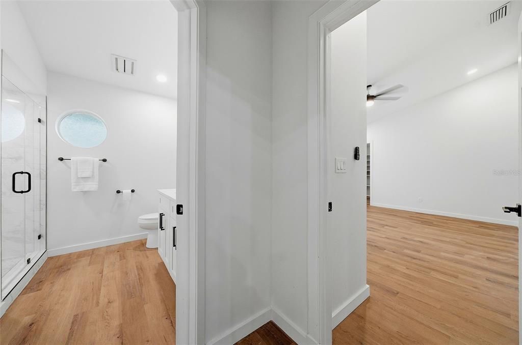 En Venta: $1,095,000 (4 camas, 4 baños, 3096 Pies cuadrados)