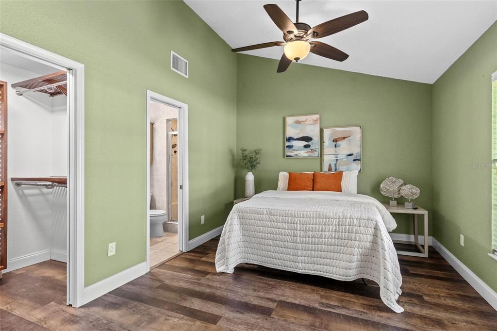 For Sale: $380,000 (3 beds, 2 baths, 1168 Square Feet)