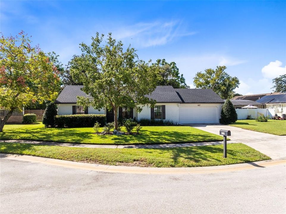 For Sale: $380,000 (3 beds, 2 baths, 1168 Square Feet)