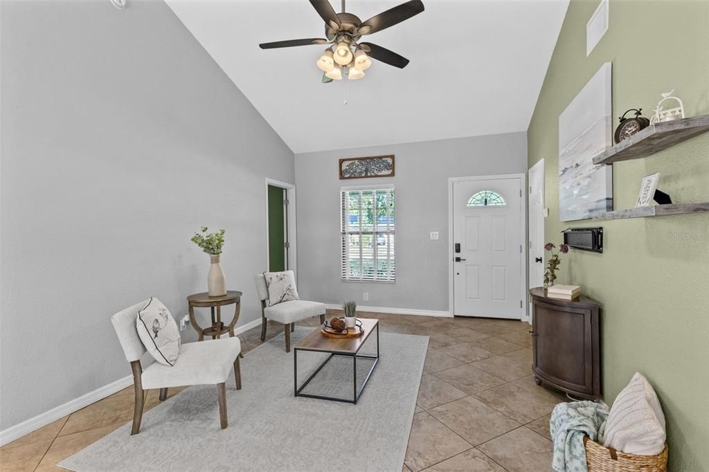 For Sale: $380,000 (3 beds, 2 baths, 1168 Square Feet)