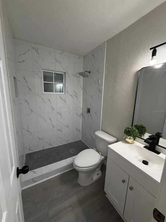 For Sale: $216,900 (3 beds, 2 baths, 1066 Square Feet)