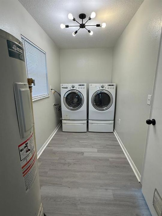 For Sale: $216,900 (3 beds, 2 baths, 1066 Square Feet)