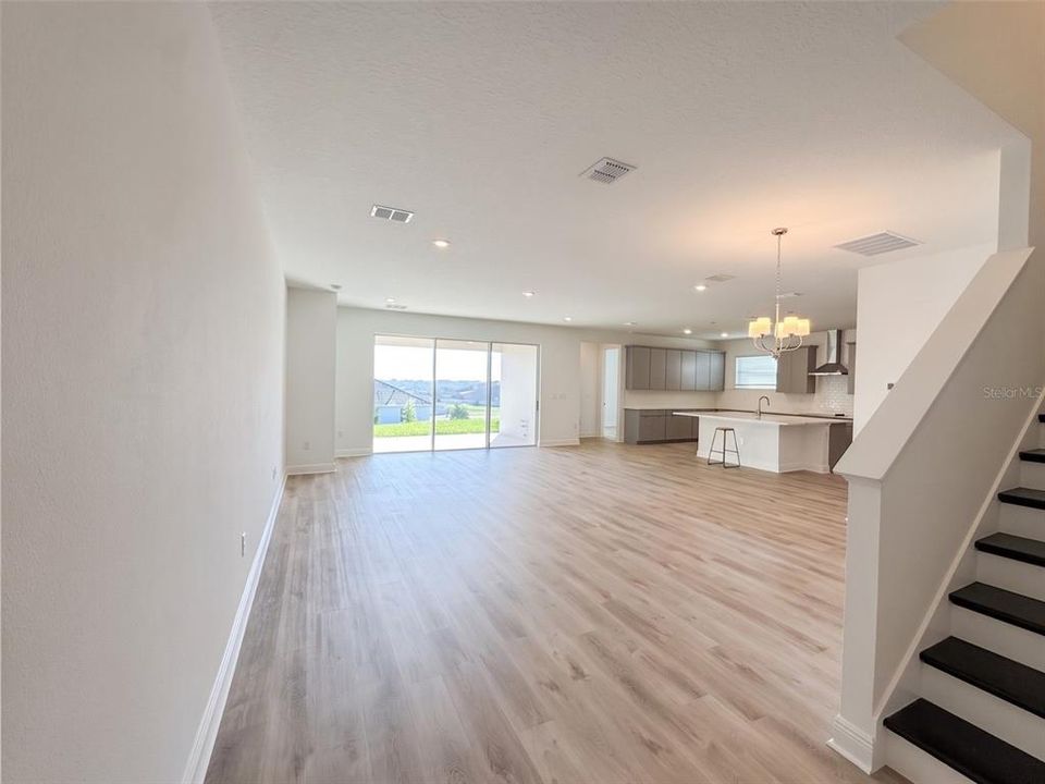 For Rent: $4,500 (5 beds, 4 baths, 3446 Square Feet)