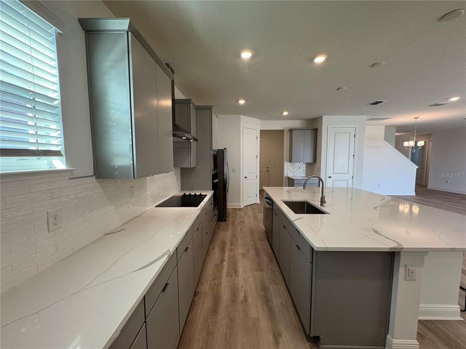 For Rent: $4,500 (5 beds, 4 baths, 3446 Square Feet)