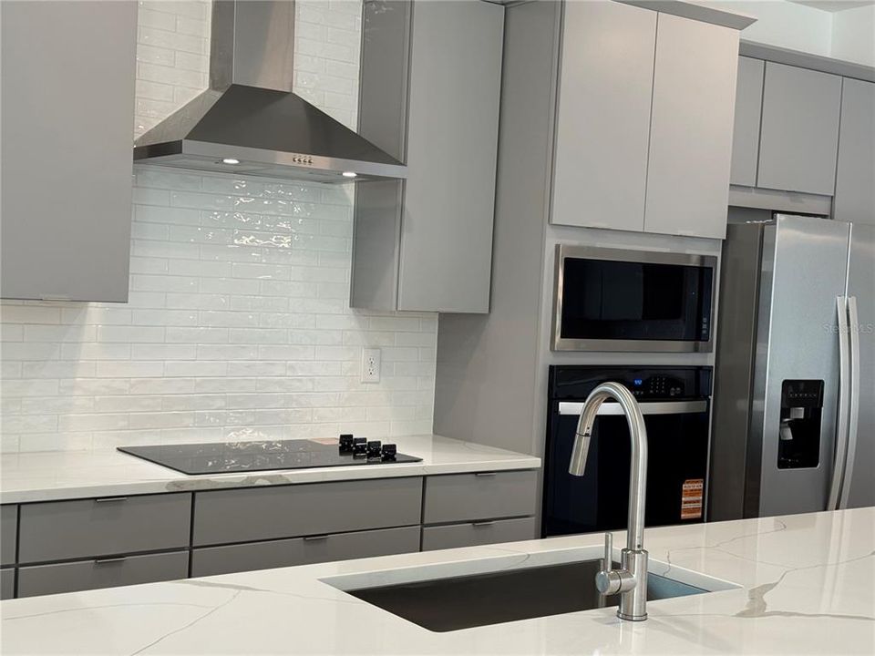 For Rent: $4,500 (5 beds, 4 baths, 3446 Square Feet)