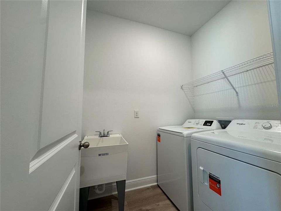 For Rent: $4,500 (5 beds, 4 baths, 3446 Square Feet)