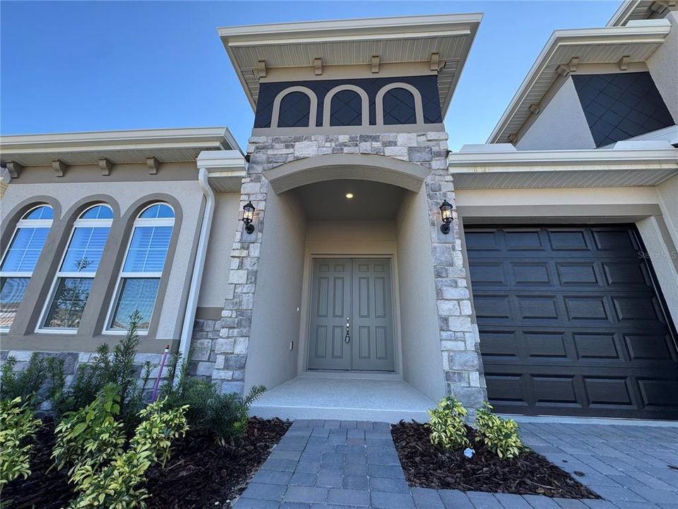 For Rent: $4,500 (5 beds, 4 baths, 3446 Square Feet)