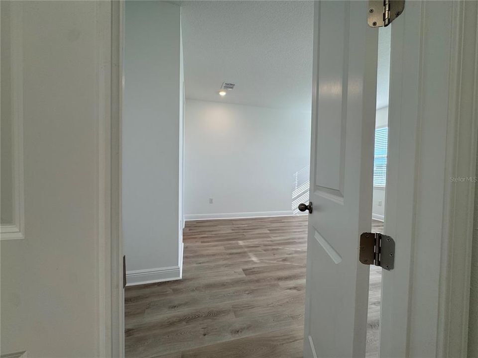 For Rent: $4,500 (5 beds, 4 baths, 3446 Square Feet)