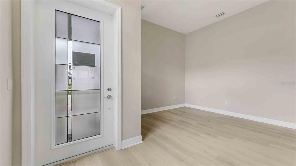 En Venta: $449,990 (3 camas, 2 baños, 1724 Pies cuadrados)