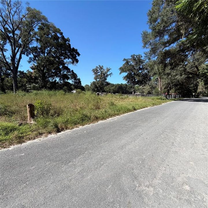 En Venta: $115,000 (0.92 acres)