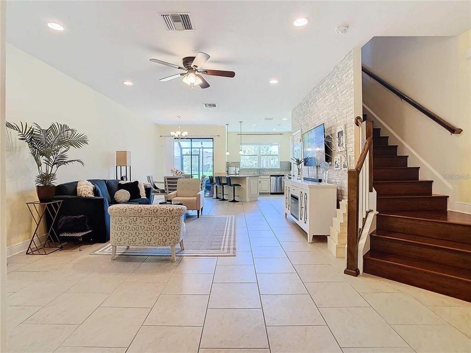 En Venta: $339,000 (3 camas, 2 baños, 1853 Pies cuadrados)