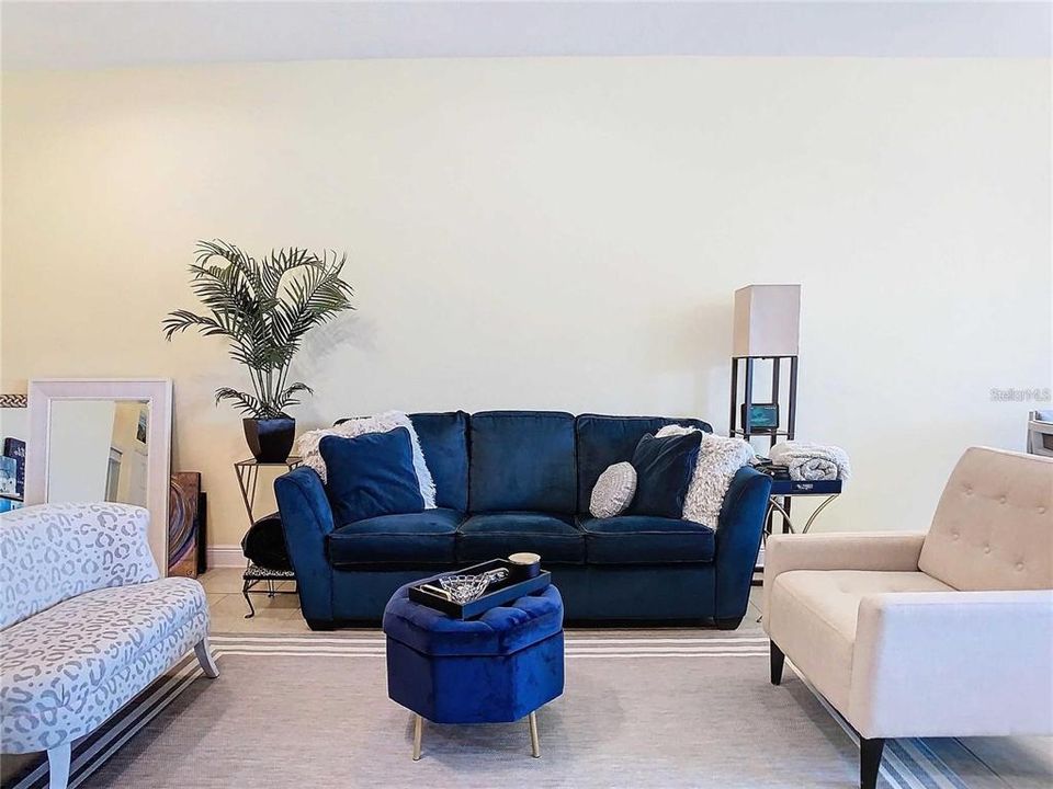 En Venta: $339,000 (3 camas, 2 baños, 1853 Pies cuadrados)