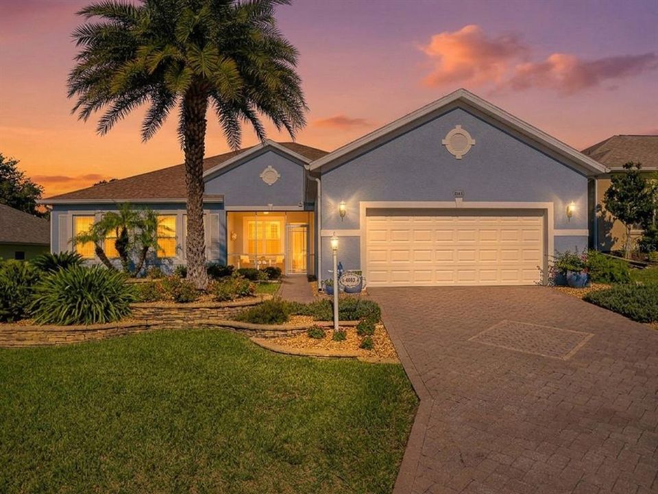For Sale: $435,000 (3 beds, 2 baths, 2563 Square Feet)