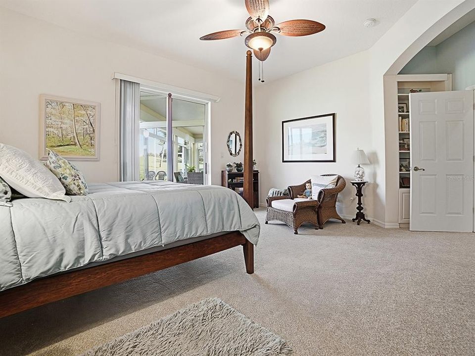 For Sale: $435,000 (3 beds, 2 baths, 2563 Square Feet)