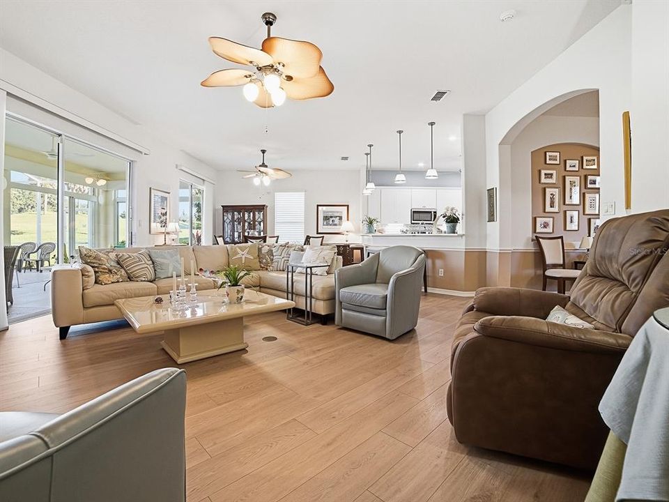 For Sale: $435,000 (3 beds, 2 baths, 2563 Square Feet)