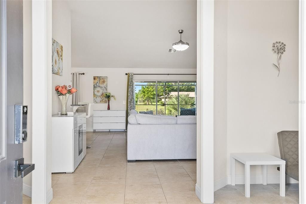En Venta: $499,900 (4 camas, 2 baños, 2153 Pies cuadrados)