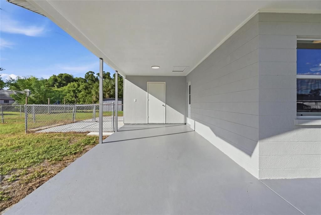 For Sale: $349,000 (3 beds, 1 baths, 1163 Square Feet)