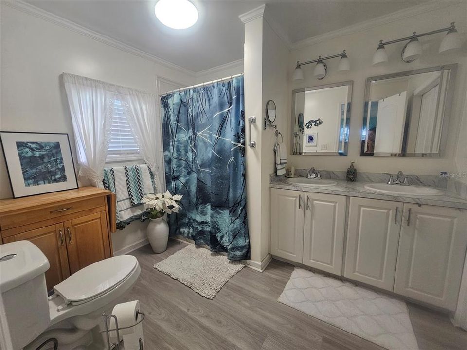 На продажу: $178,000 (2 спален, 2 ванн, 1344 Квадратных фут)