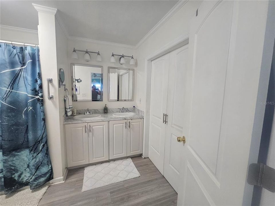 На продажу: $178,000 (2 спален, 2 ванн, 1344 Квадратных фут)