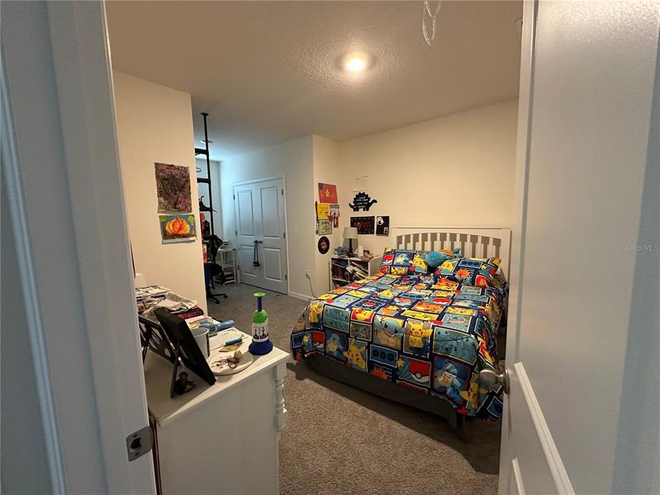For Rent: $2,150 (3 beds, 2 baths, 1673 Square Feet)