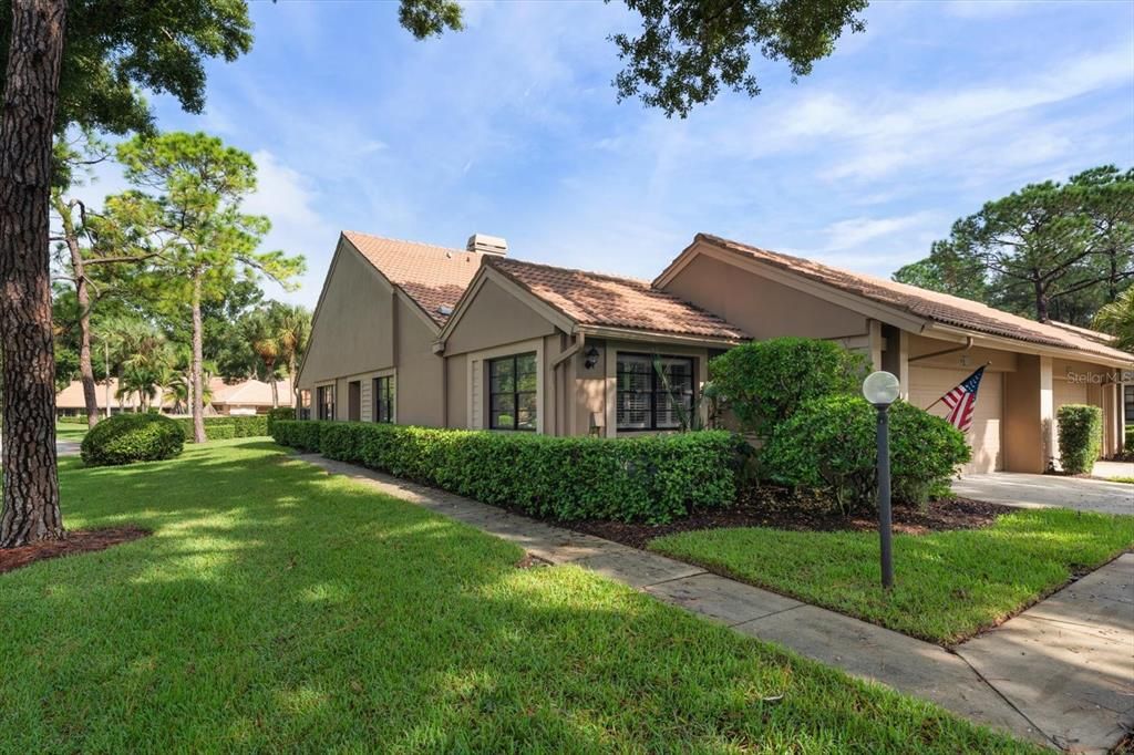 For Sale: $405,000 (3 beds, 2 baths, 1700 Square Feet)