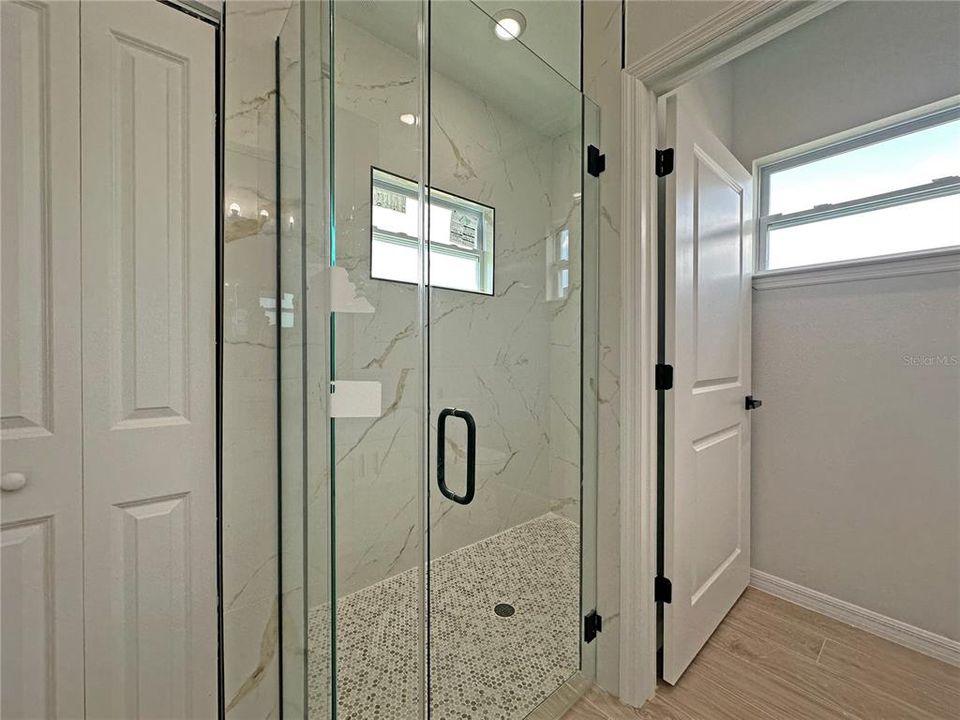 For Sale: $345,000 (2 beds, 4 baths, 1744 Square Feet)