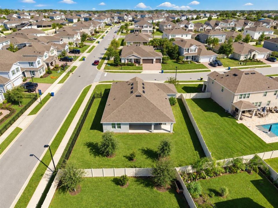 На продажу: $685,000 (4 спален, 3 ванн, 2742 Квадратных фут)