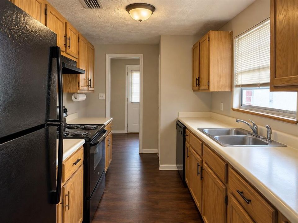 En Venta: $149,900 (3 camas, 1 baños, 964 Pies cuadrados)