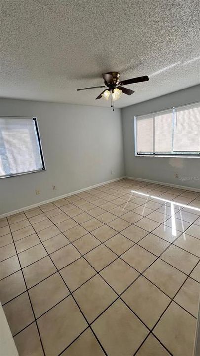 En Venta: $173,000 (2 camas, 2 baños, 846 Pies cuadrados)
