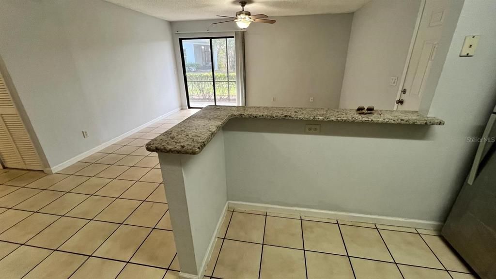 En Venta: $173,000 (2 camas, 2 baños, 846 Pies cuadrados)