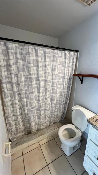 En Venta: $173,000 (2 camas, 2 baños, 846 Pies cuadrados)