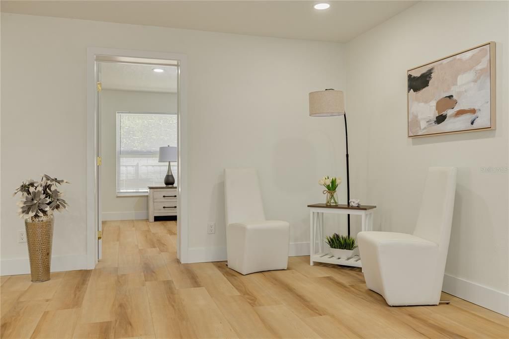 На продажу: $499,995 (3 спален, 3 ванн, 1600 Квадратных фут)