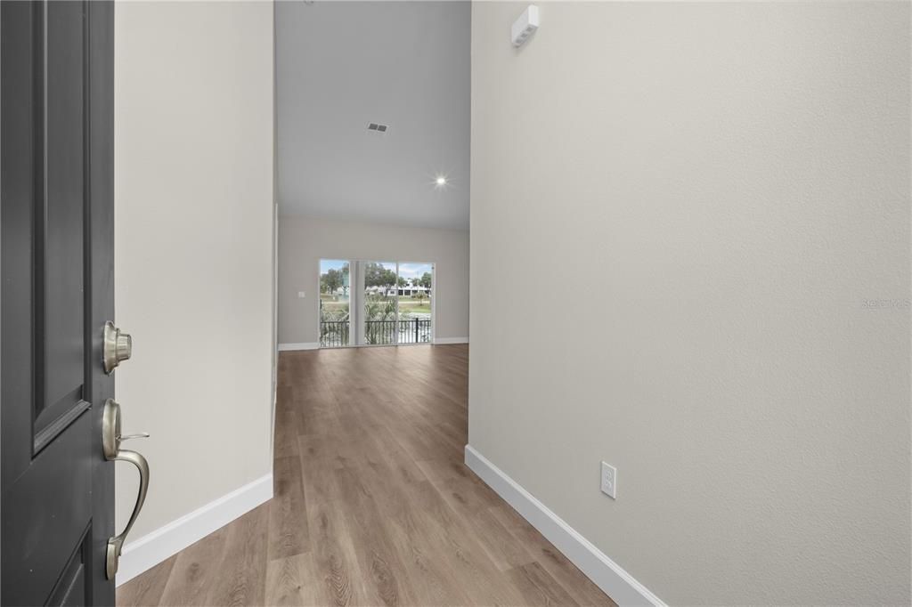 En Venta: $499,900 (4 camas, 2 baños, 1744 Pies cuadrados)
