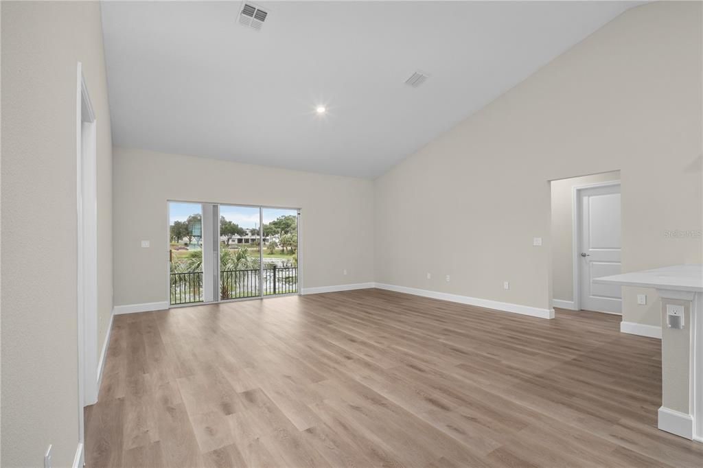 En Venta: $499,900 (4 camas, 2 baños, 1744 Pies cuadrados)