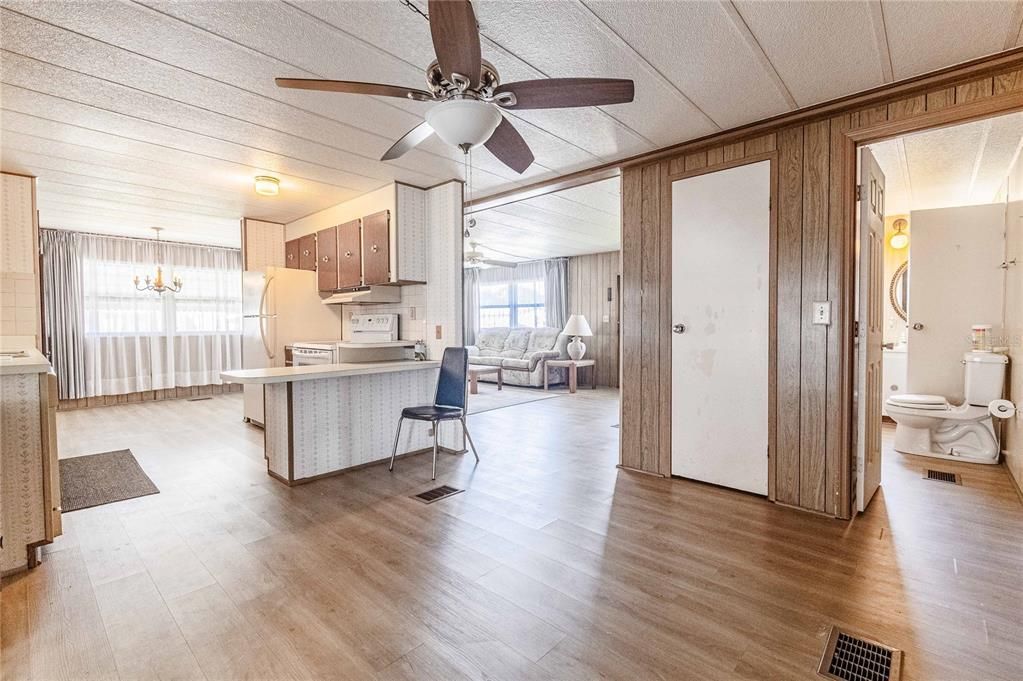 En Venta: $165,000 (3 camas, 2 baños, 1368 Pies cuadrados)