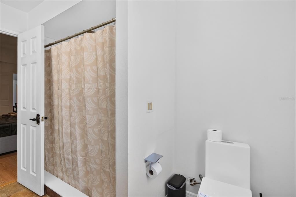 В аренду: $3,800 (3 спален, 2 ванн, 2118 Квадратных фут)