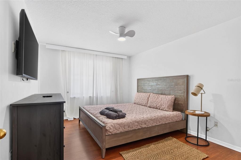 В аренду: $3,800 (3 спален, 2 ванн, 2118 Квадратных фут)