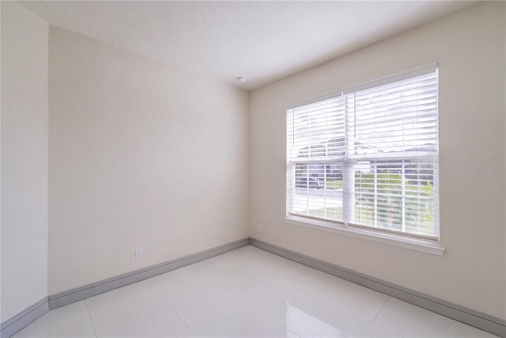 En Venta: $610,000 (5 camas, 3 baños, 2386 Pies cuadrados)