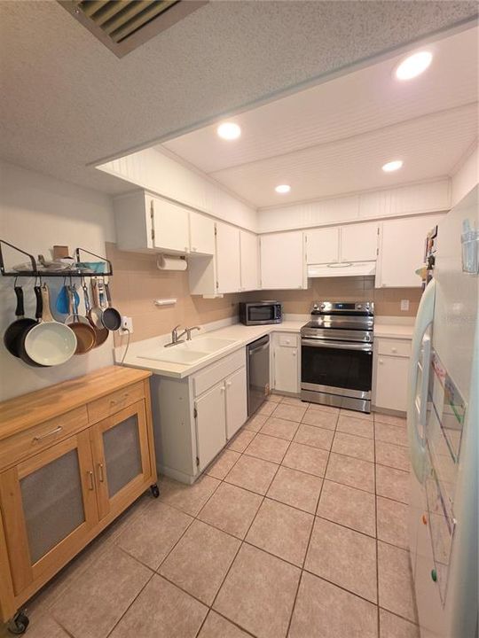 En Venta: $224,900 (2 camas, 2 baños, 1424 Pies cuadrados)
