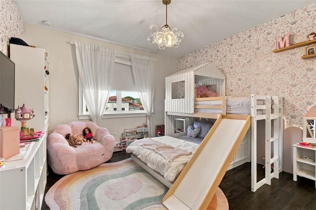 На продажу: $1,449,000 (5 спален, 5 ванн, 4157 Квадратных фут)