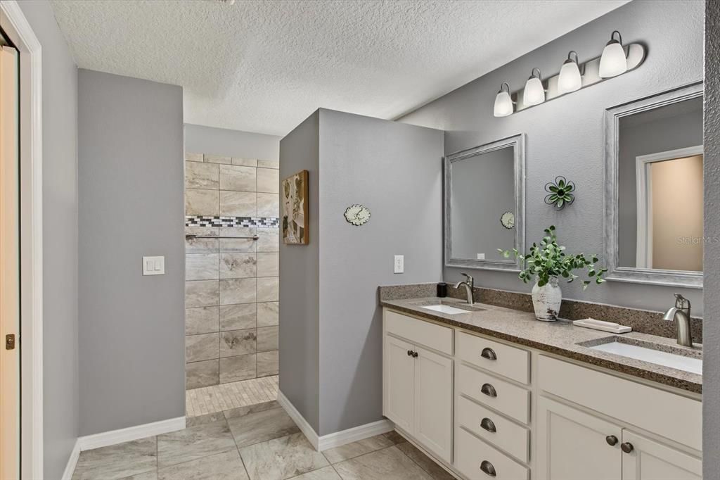 For Sale: $414,500 (3 beds, 2 baths, 1703 Square Feet)