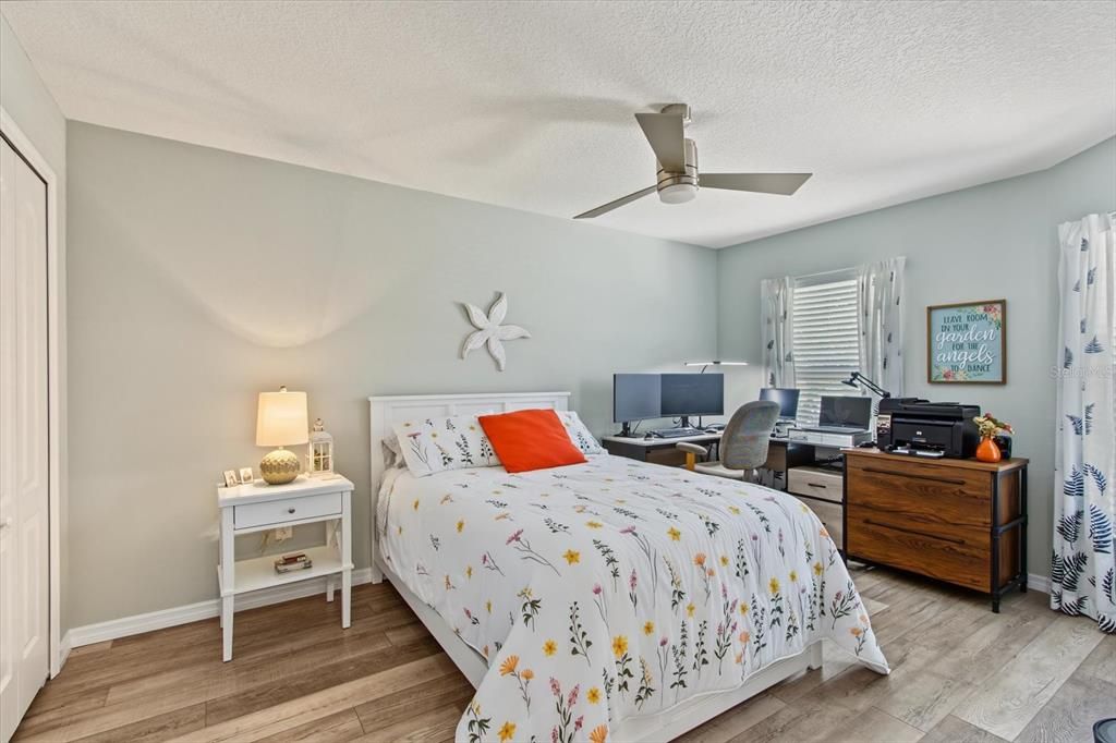For Sale: $414,500 (3 beds, 2 baths, 1703 Square Feet)