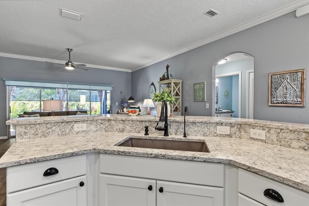 For Sale: $414,500 (3 beds, 2 baths, 1703 Square Feet)