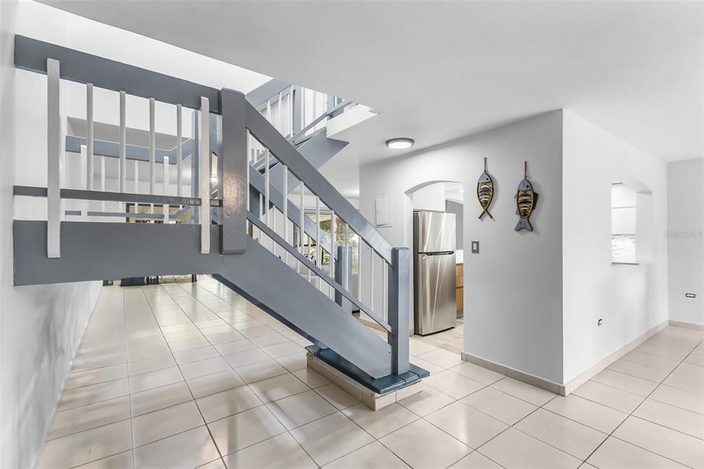 На продажу: $375,000 (3 спален, 2 ванн, 1758 Квадратных фут)