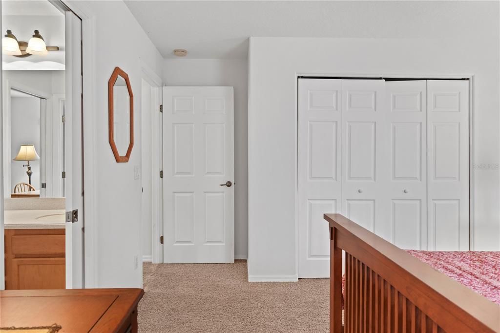En Venta: $277,000 (3 camas, 2 baños, 1844 Pies cuadrados)