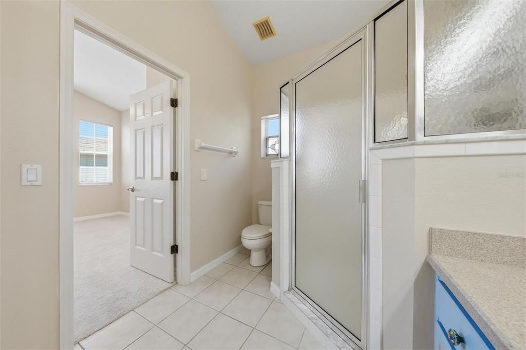 En Venta: $329,000 (2 camas, 2 baños, 2163 Pies cuadrados)
