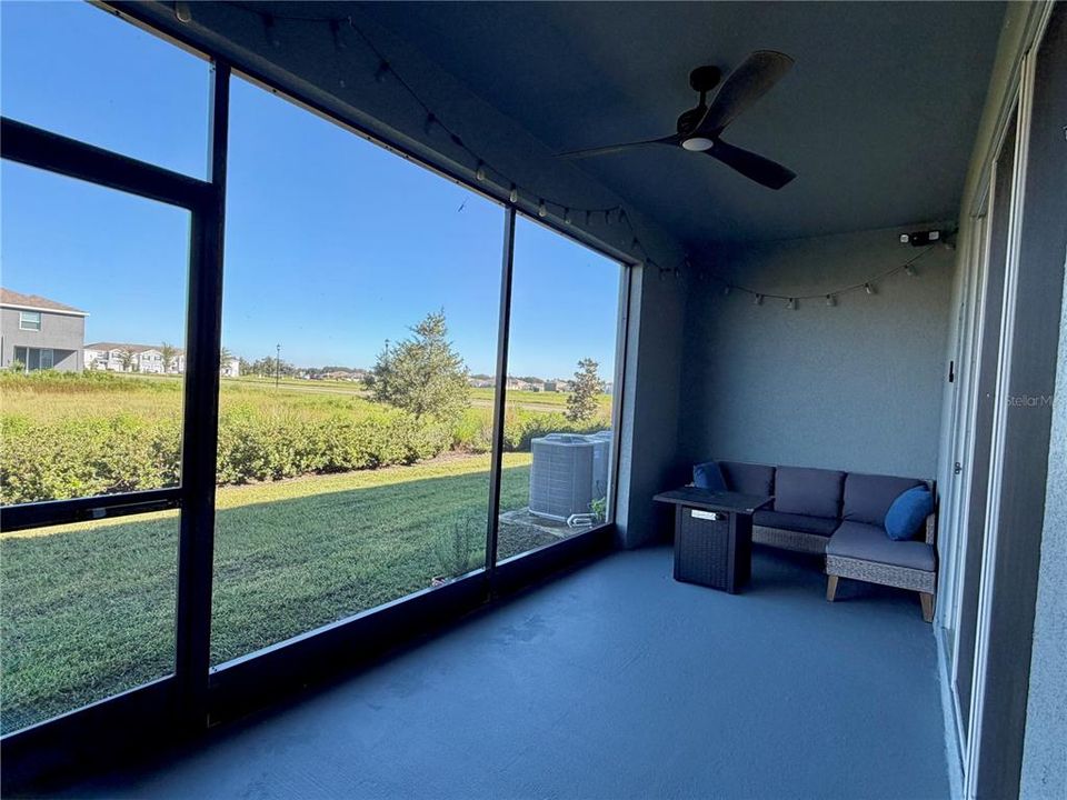 For Sale: $280,000 (3 beds, 2 baths, 1673 Square Feet)