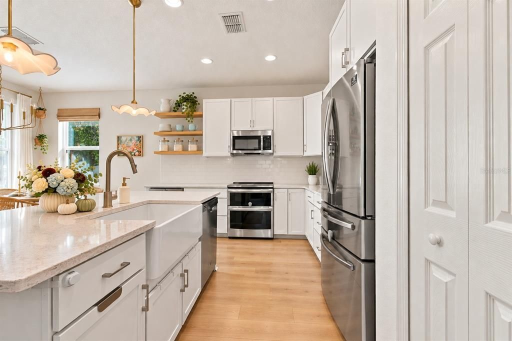En Venta: $499,999 (3 camas, 2 baños, 2143 Pies cuadrados)